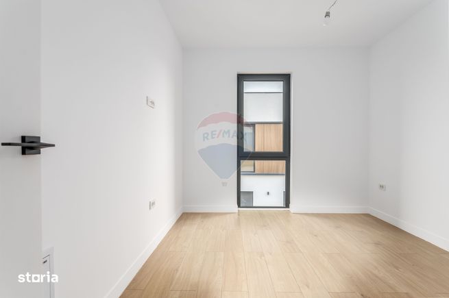 Vilă cu 4 camere de vânzare, curte, 2 locuri parcare, ansamblu inchis-14
