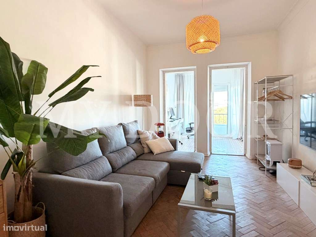 Apartamento T2 - Moscavide - Vista e muita LUZ - 3º andar-5
