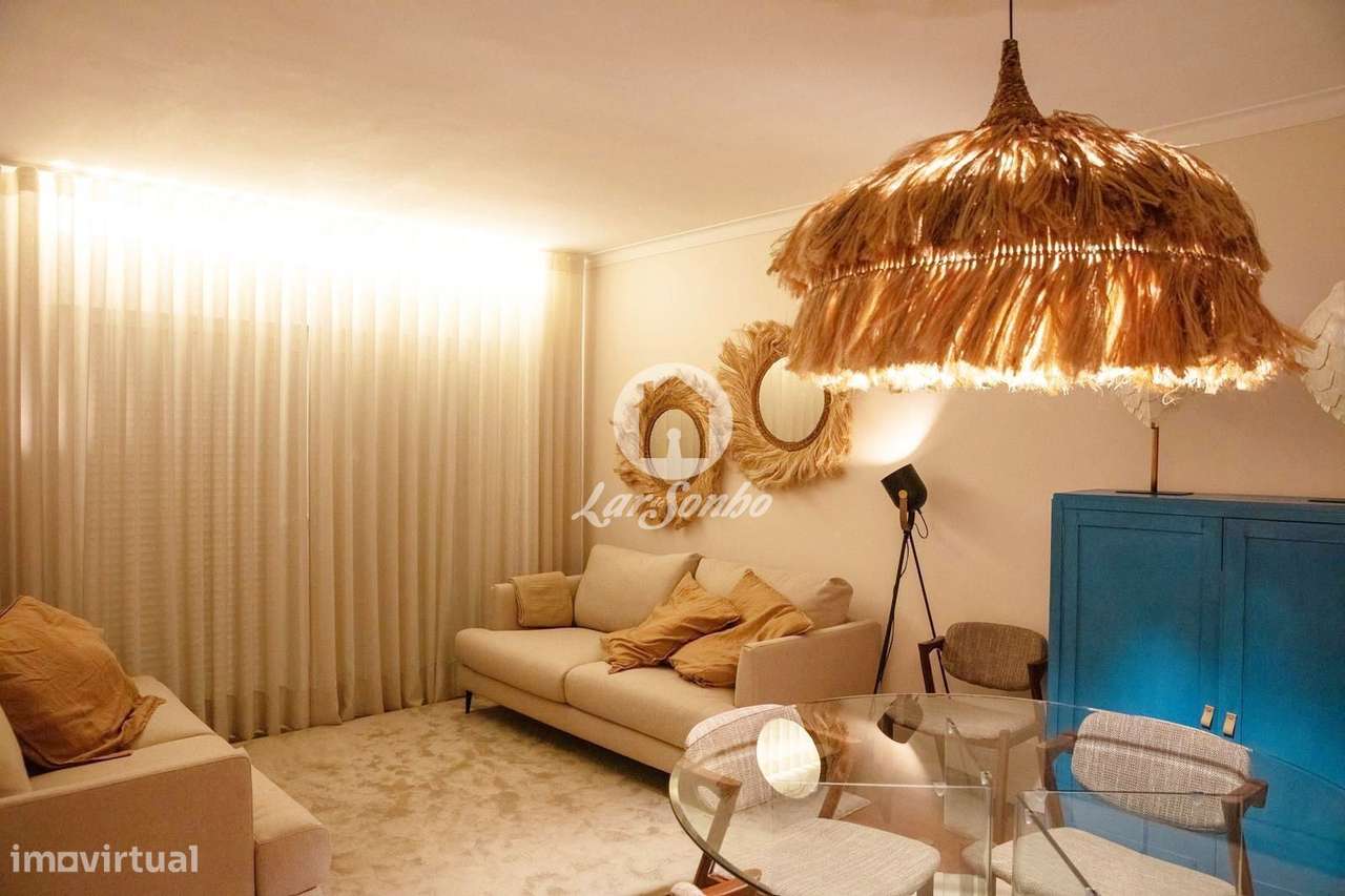 Apartamento T3+1, Como Novo, na 1º linha de Praia | Póvoa de Varzim - Grande imagem: 4/23