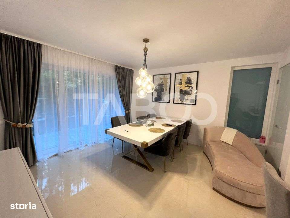 Vila exclusivista de vanzare pe Calea Dumbravii din Sibiu - Imagine principală: 4/19