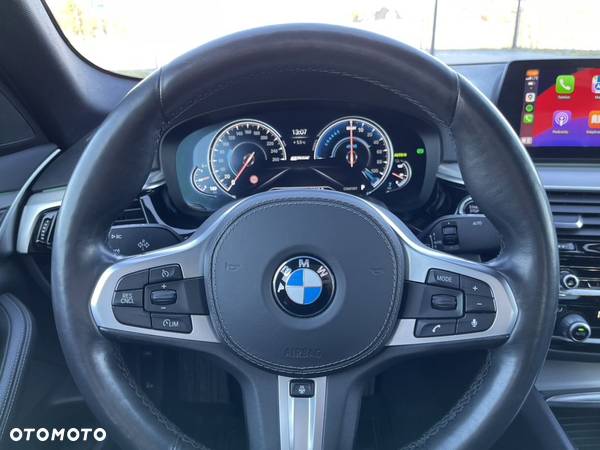 BMW Seria 5 530e iPerformance Sport Line - 23