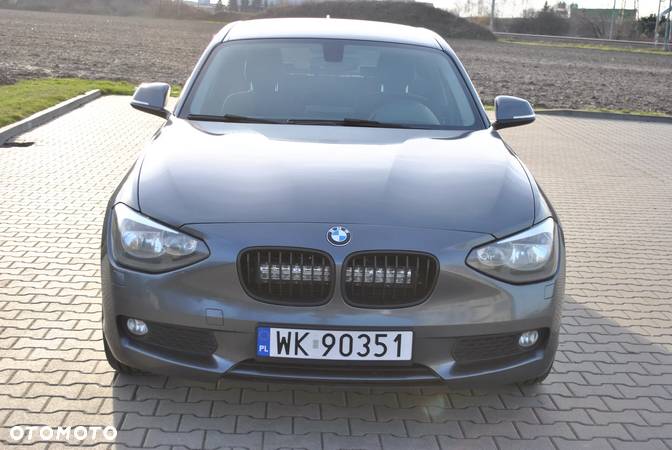 BMW Seria 1 116d Sport Line - 24