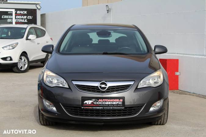 Opel Astra 1.7 CDTI Cosmo - 2