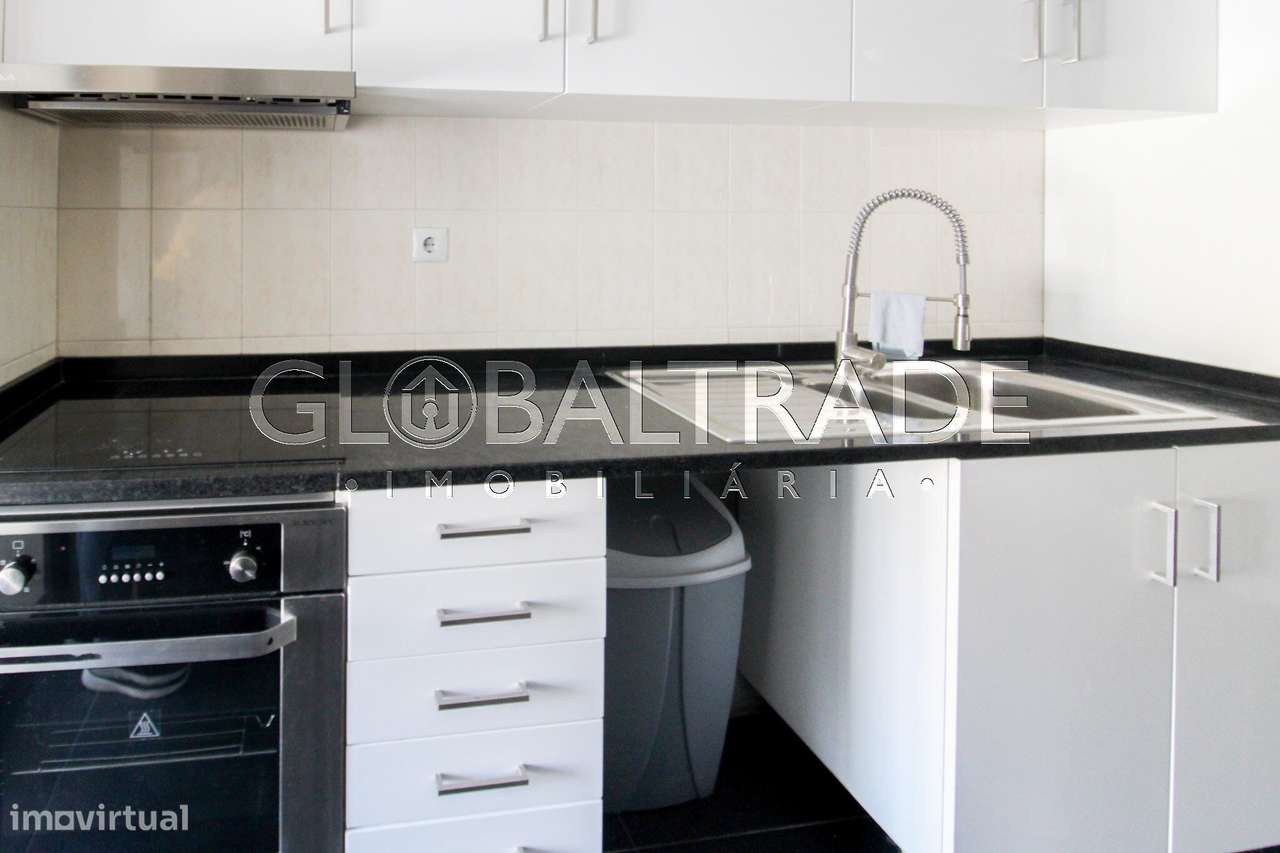 Apartamento T2 Renovado em Valbom-22