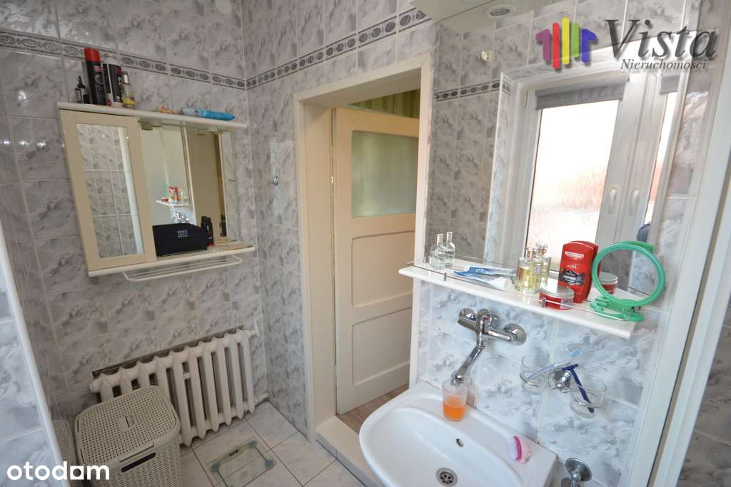 Bliźniak w spokojnym miejscu-9