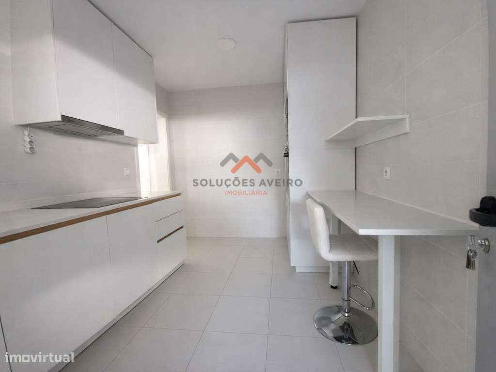 Apartamento T2 Totalmente Renovado em Esgueira Oportunidade Única! - Grande imagem: 4/19