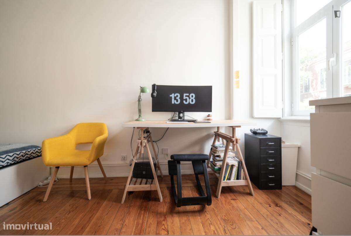 Quarto - localizado em Alcântara Lisbon - Grande imagem: 3/25