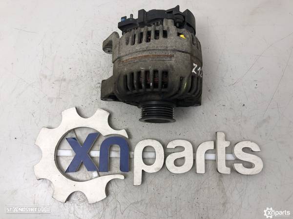 Alternador Usado OPEL ASTRA H (A04) 1.2 REF. 0124425021 MOTOR Z12XEP / Z14XEP - 1