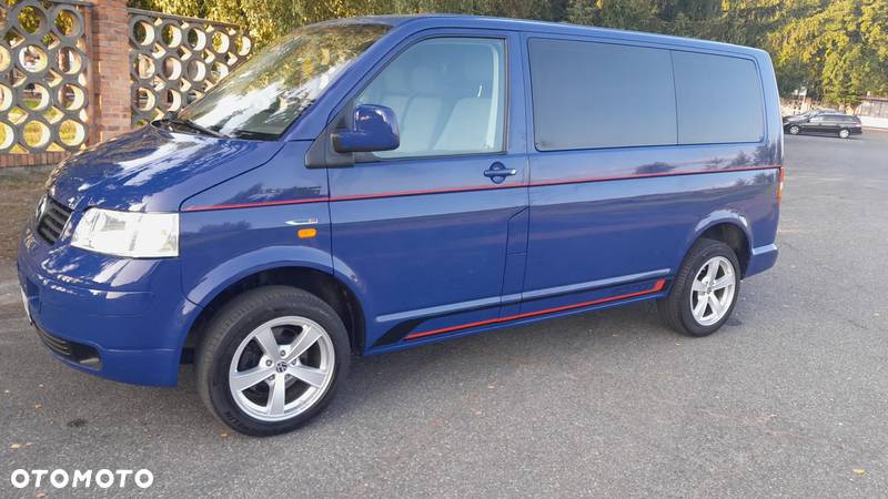 Volkswagen Transporter - 1