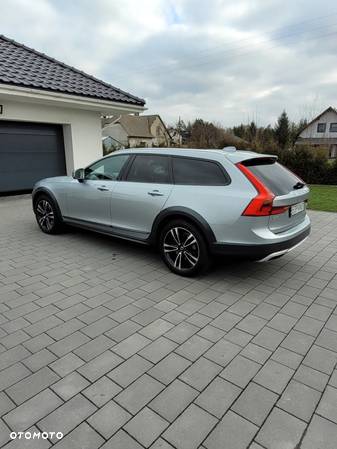 Volvo V90 - 4