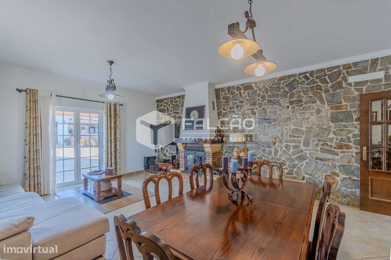 Moradia Isolada T3+1 Venda em Achete, Azoia de Baixo e Póvoa de Santar-18