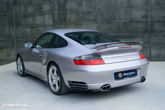 Porsche 996 Turbo - 6