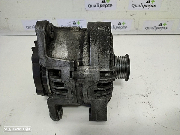 Alternador Opel Vectra B Combi (J96) - 4