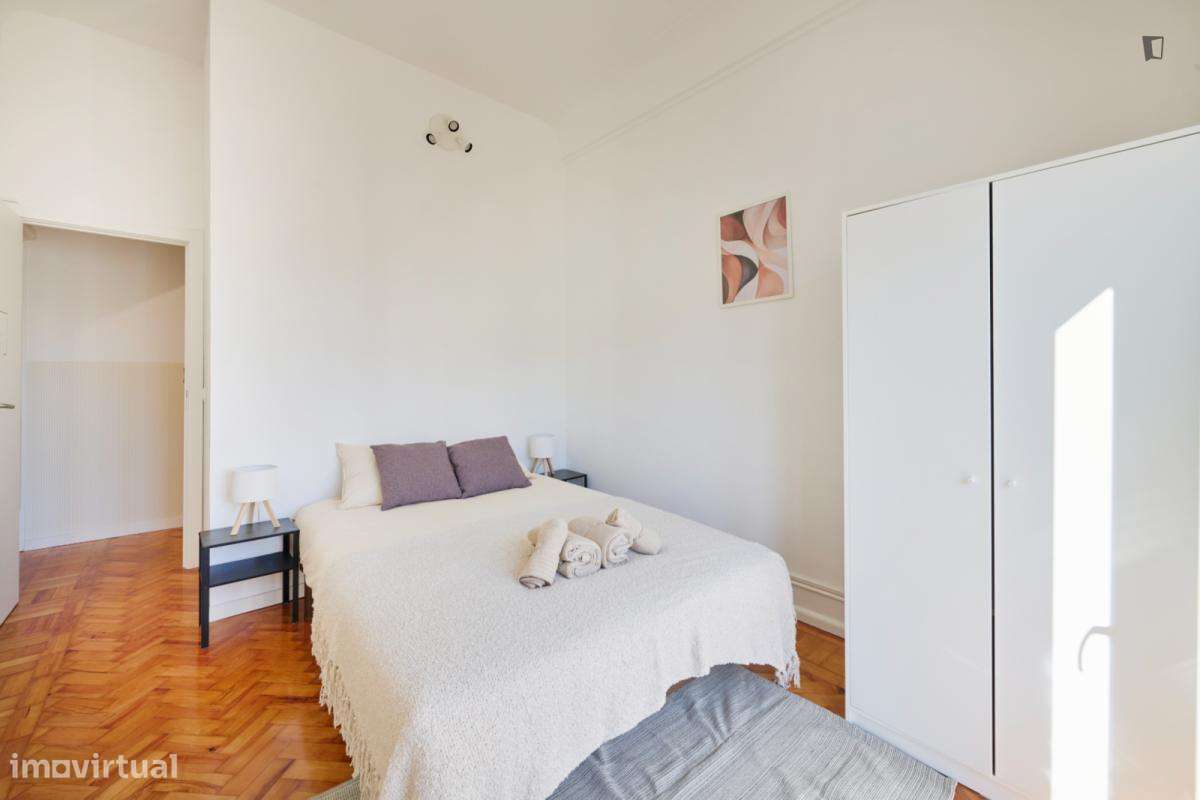 Quarto - localizado em Alameda Lisbon - Grande imagem: 4/10