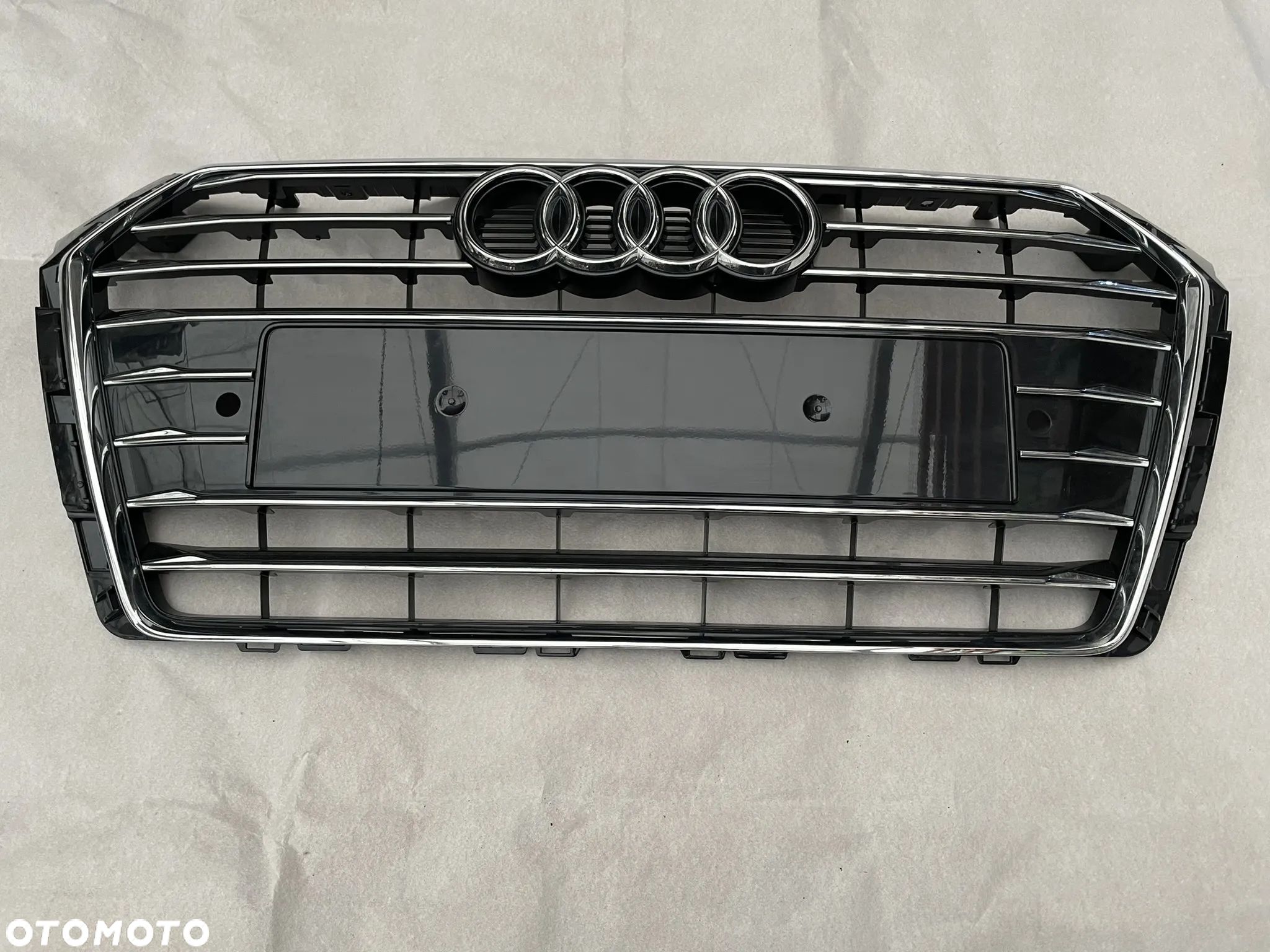 Audi A4 B9 atrapa grill nowy oryginał - 1