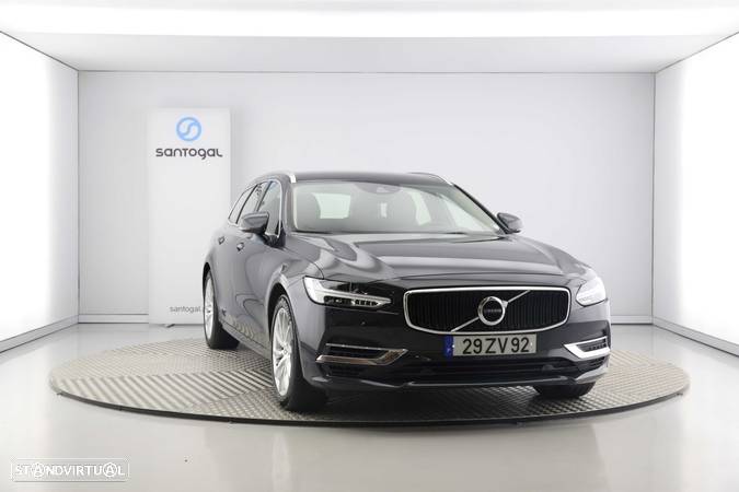 Volvo V90 2.0 T8 Momentum AWD Geartronic - 2