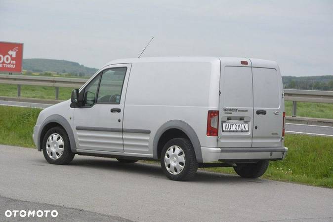 Ford Transit Connect - 4