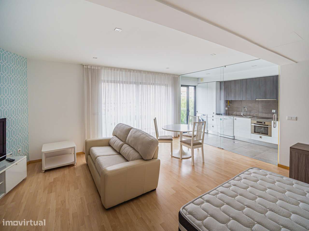 Apartamento T0 Mobilado, Glória e Vera Cruz - Grande imagem: 2/30