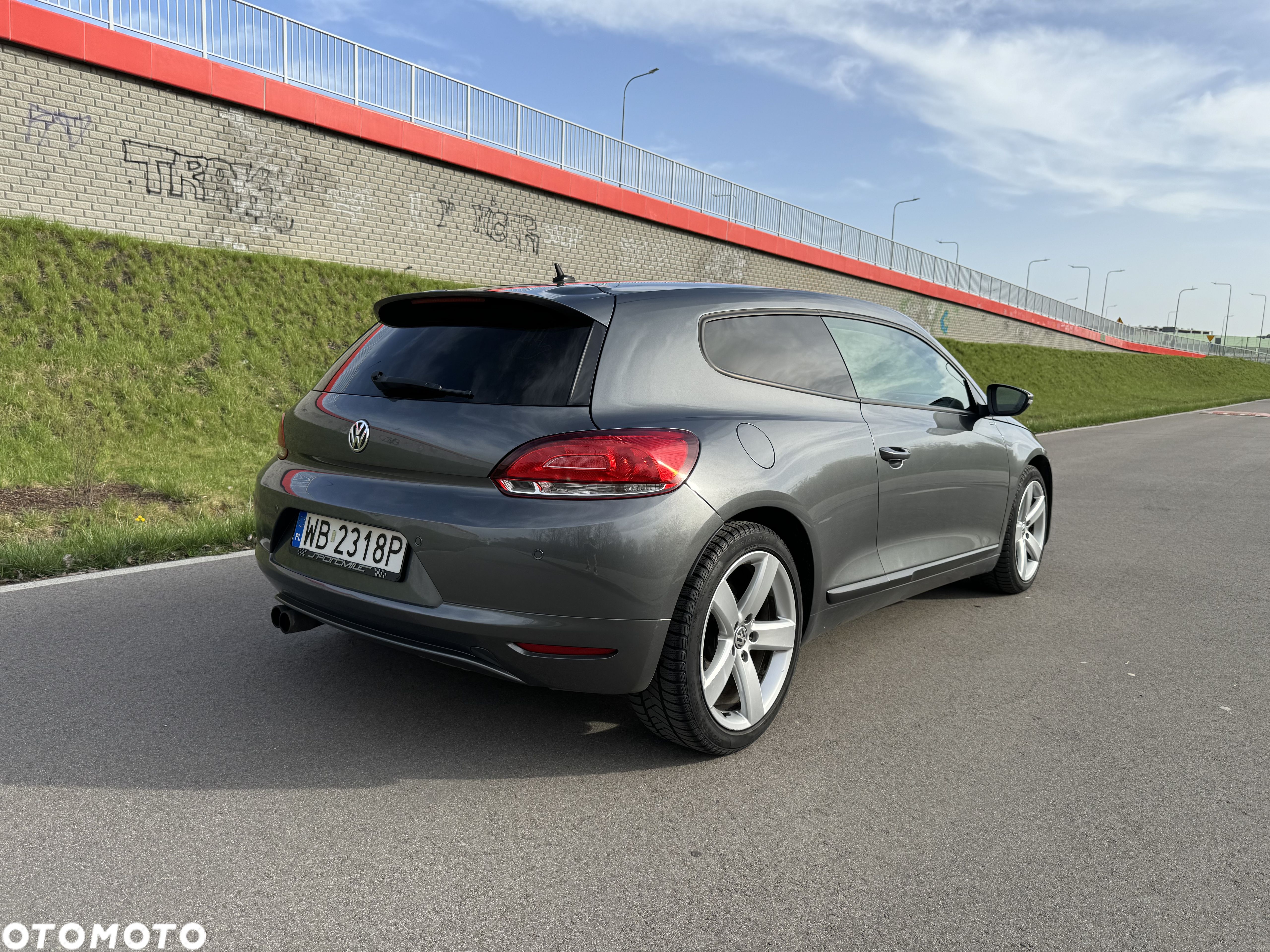 Volkswagen Scirocco 2.0 TSI DSG - 1