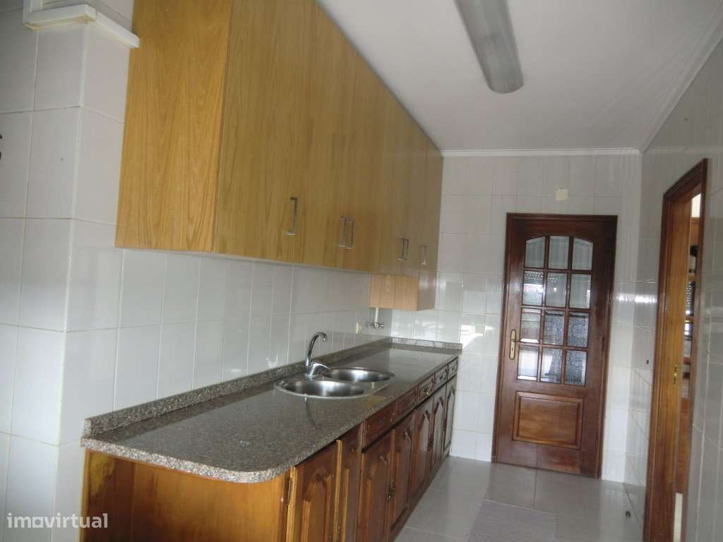 T 3 recuado,São João Madeira-6