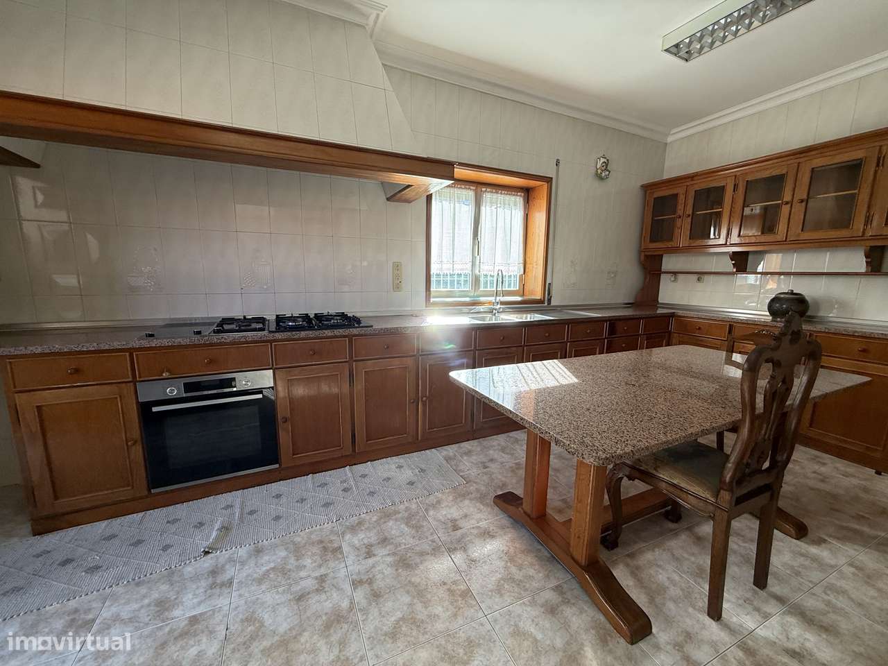 Moradia T7 | Elevador | Box 6 Carros | Jardim | 600m2 | Gondomar-14