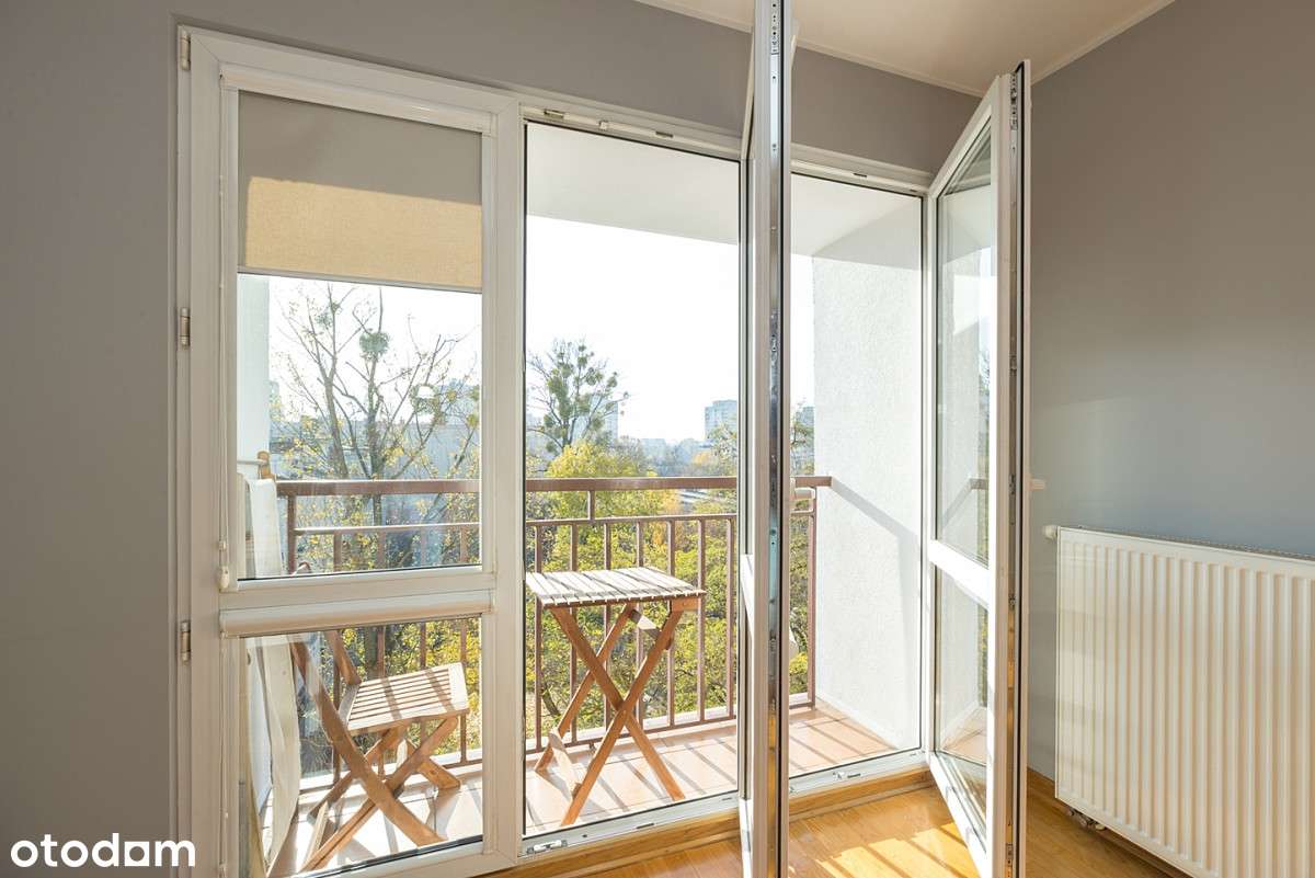 Przestronne, dwupoziomowe mieszkanie przy metrze-12