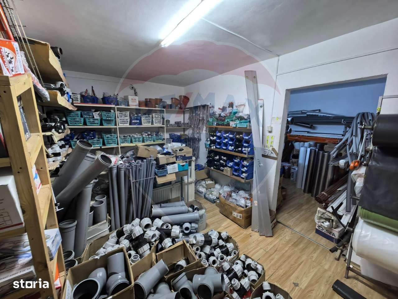 Afacere de vanzare sau de inchiriat + Spatiu in centrul orasului - Imagine principală: 4/11