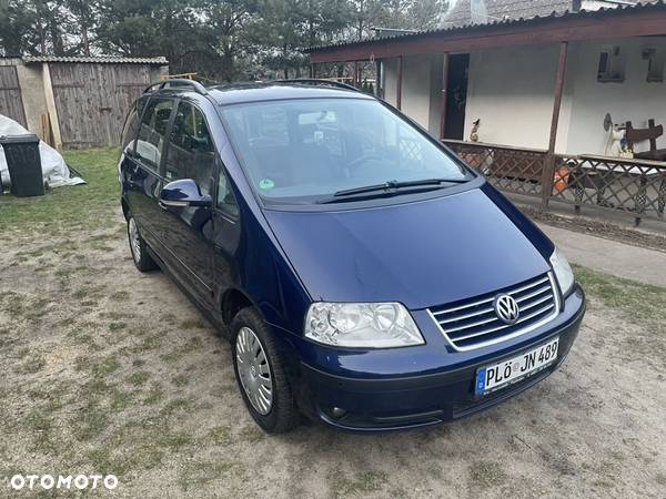 Volkswagen Sharan 2.0 Exclusive Edition - 3