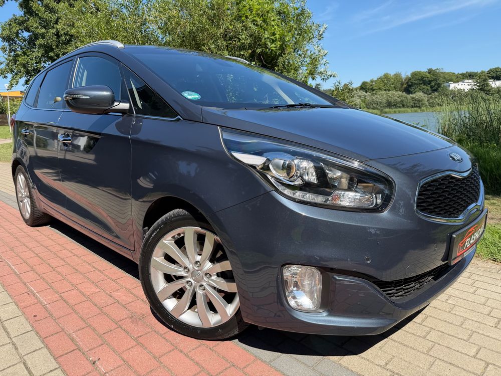 Kia Carens (Rondo) IV (2013-) 1.7 CRDi 141 Dream Team Edition 2015