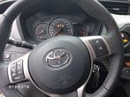 Toyota Yaris 1.33 Premium - 18