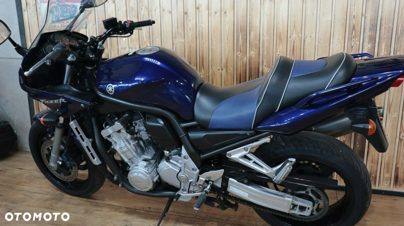 Yamaha FZS - 18