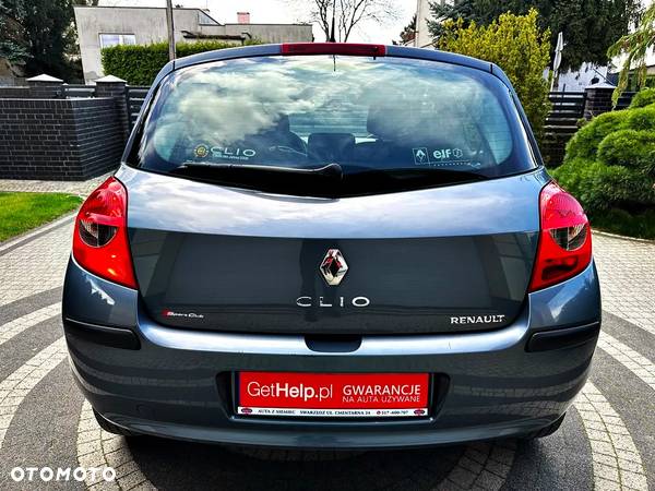 Renault Clio 1.2 16V Authentique - 18