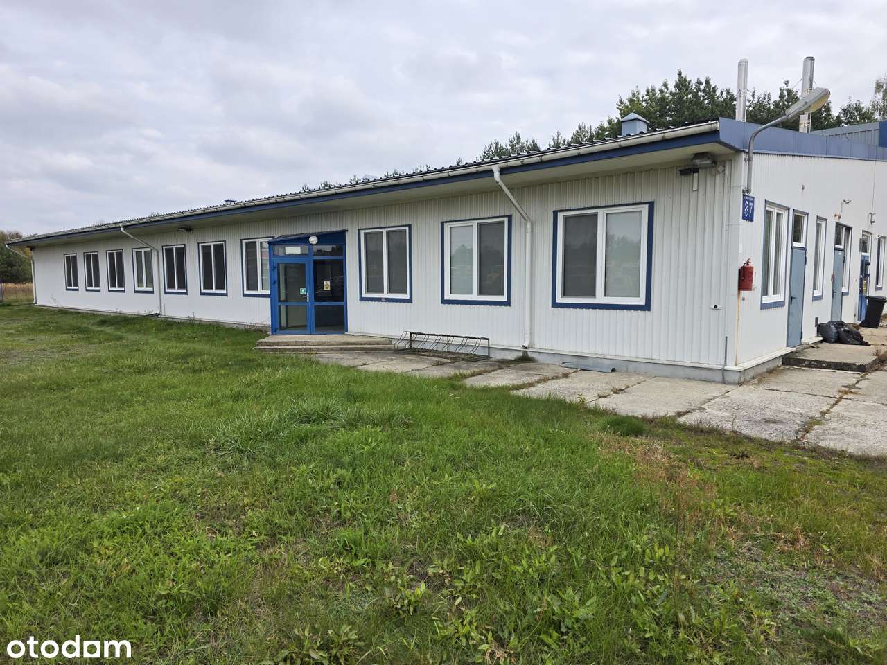 budynek biurowo-magazynowy-4