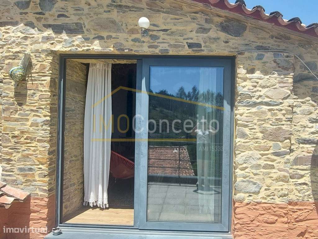 Alojamento local|| Moradia T3|| 2 pisos|| Castanheira de pera||-39