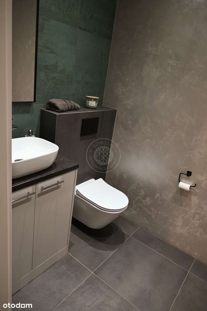 Kawalerka z ogródkiem + miejsce parkingowe!-6