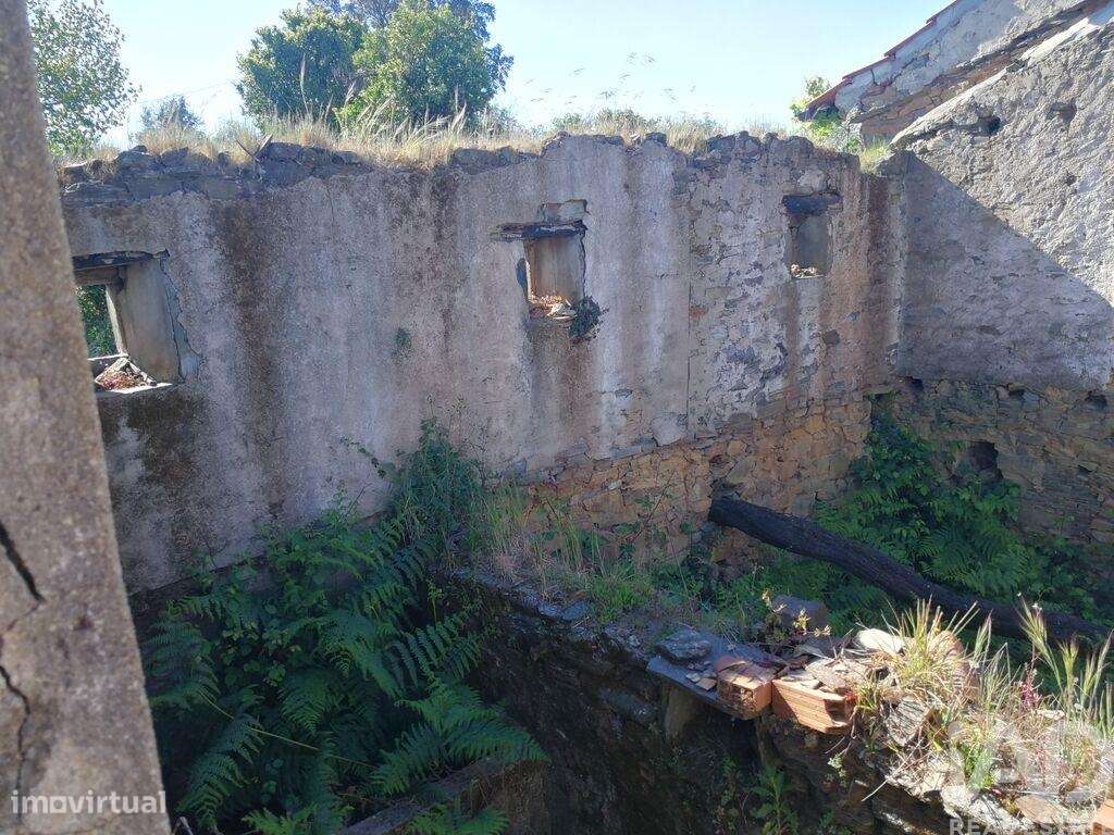 Casa / Villa em Pedrógão Grande de 57 m2-12
