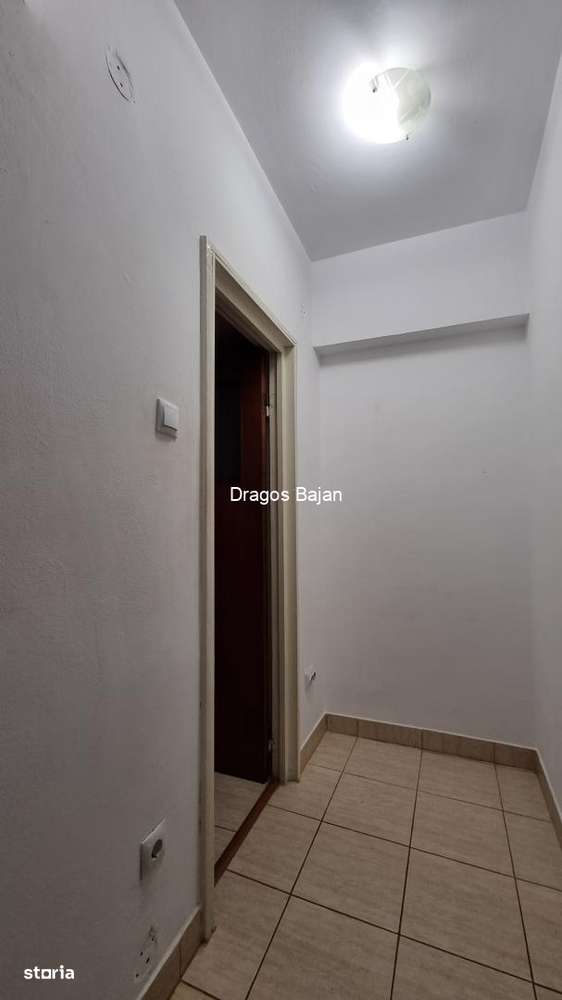 1970 // Parcare // 3 camere-11