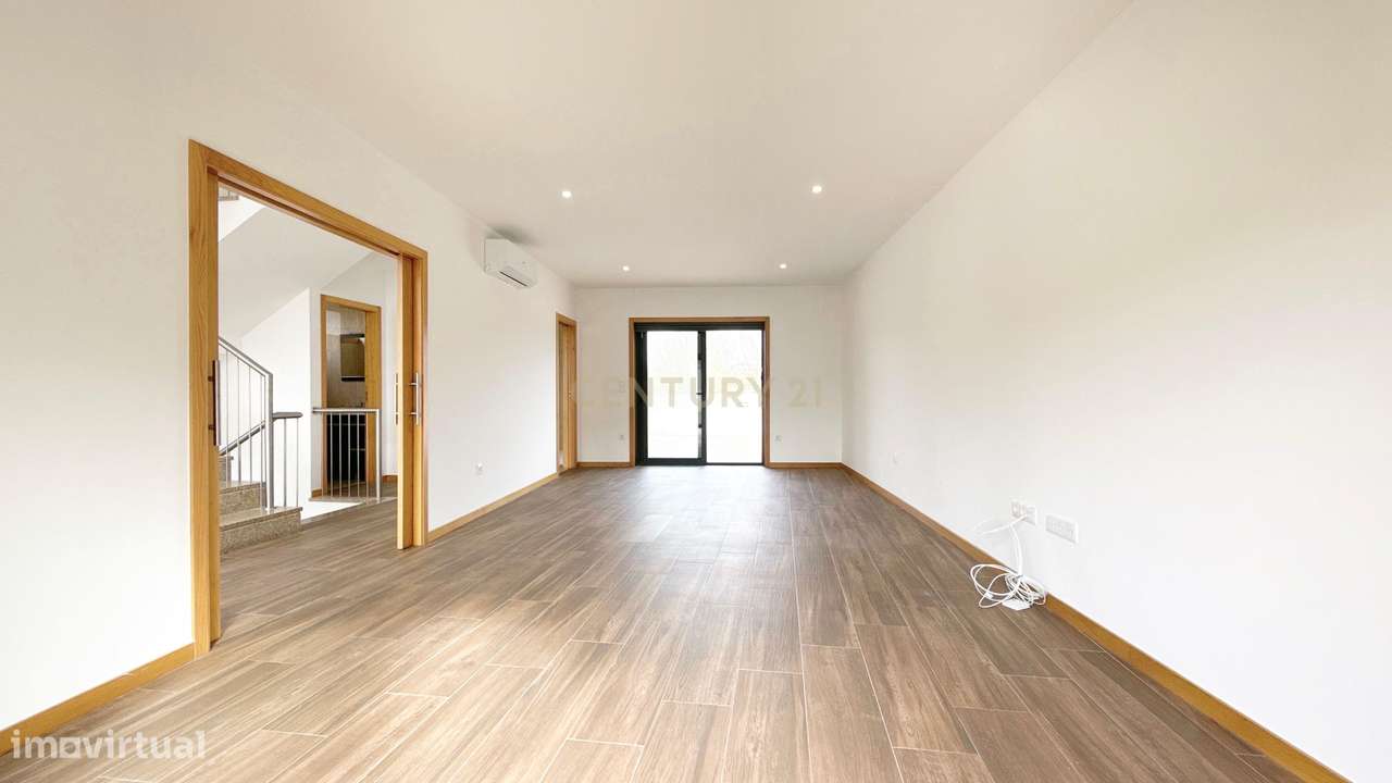 Moradia T3 | Parque da Cidade | Paredes-6