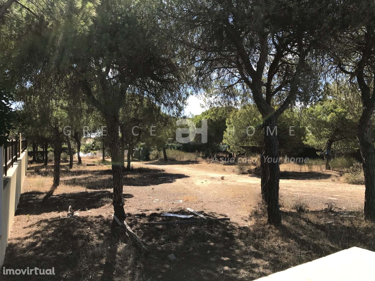 Terreno com 890 m2 para venda nas Varandas do Lago, Quinta do Lago