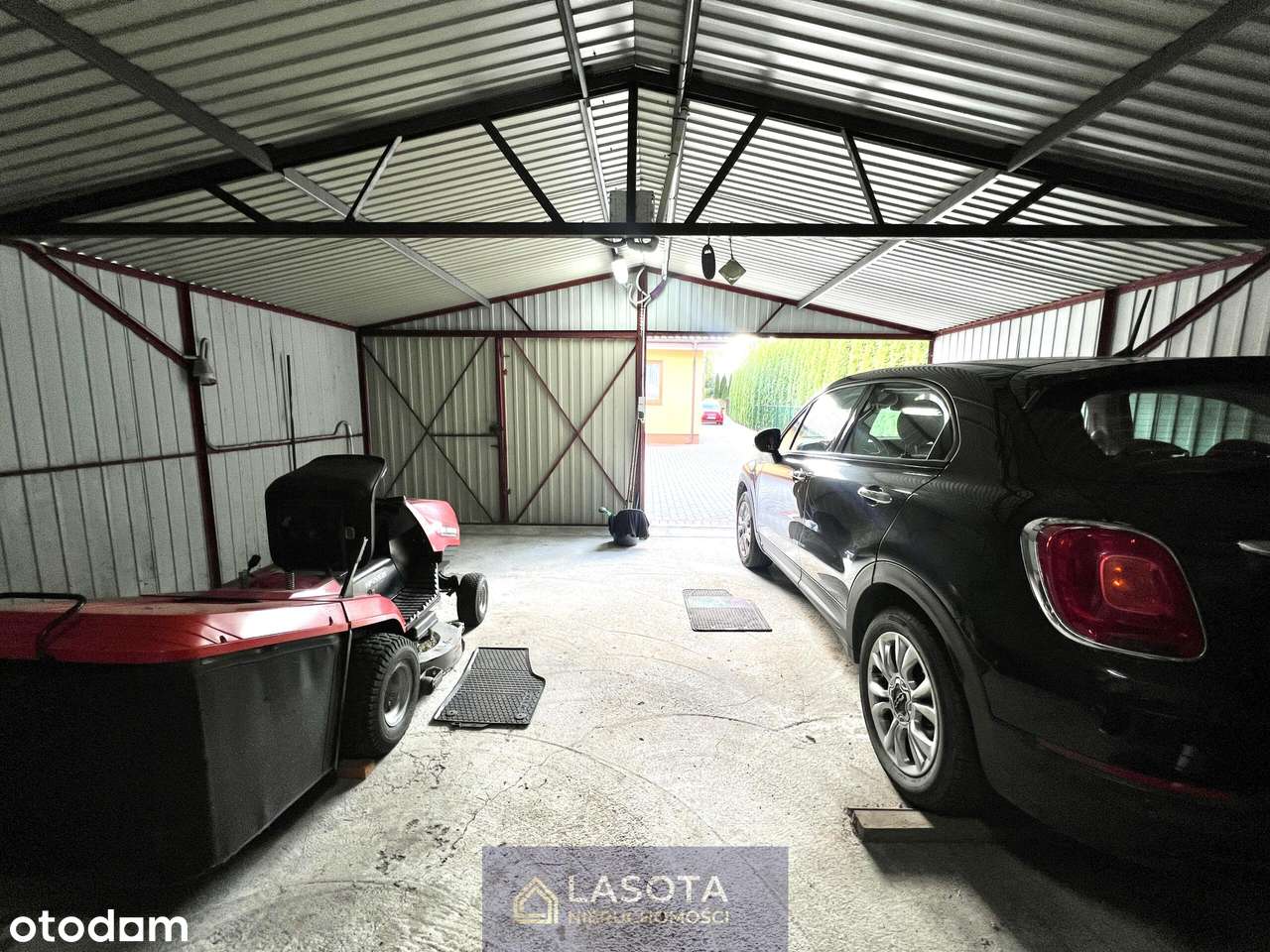 Dwa domy na działce 2525 m² - Idealna Inwestycja z podziałem-14