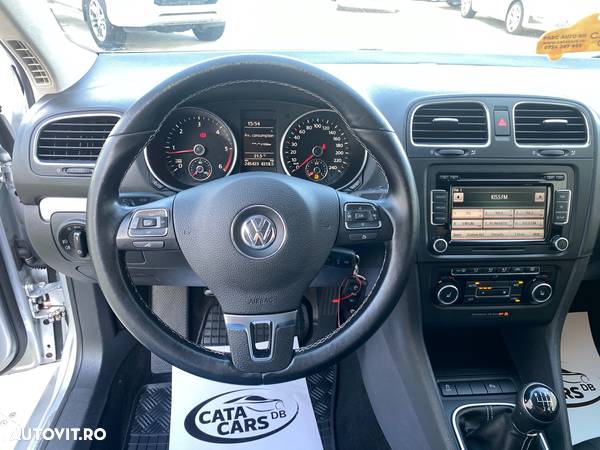 Volkswagen Golf 2.0 TDI BlueMotion Technology Comfortline - 36