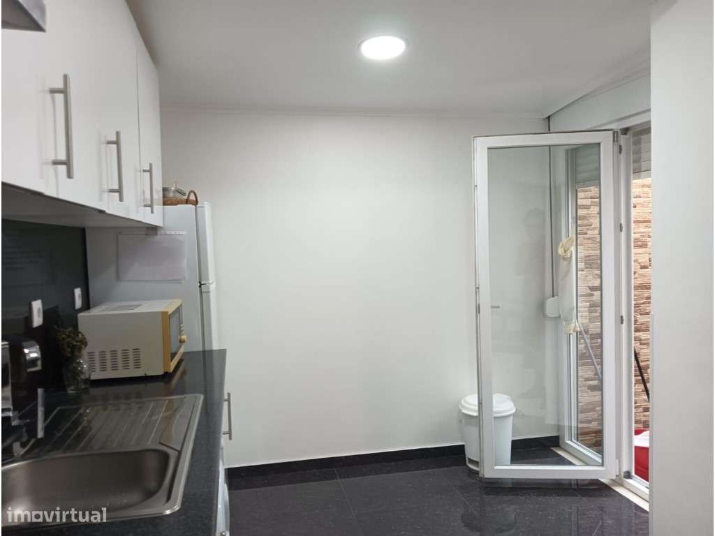 Apartamento T2 - Corredoura-9