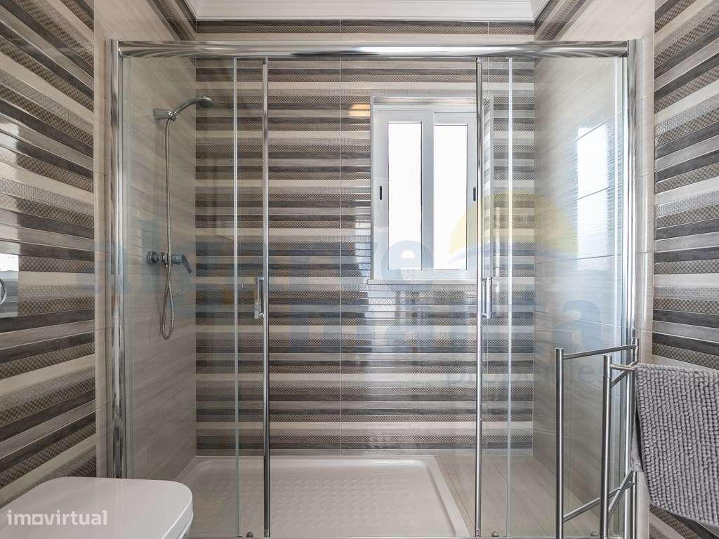 Exclusivo Algarve Manta Properties!
Moradia T4 com Estacionamento ...-16