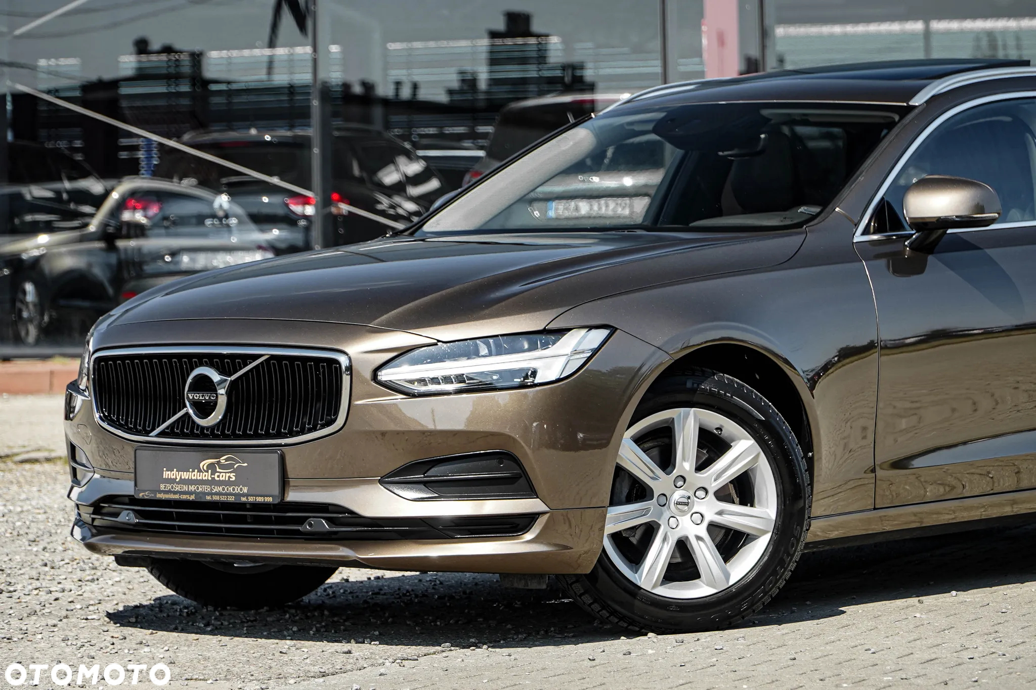 Volvo V90 D3 Momentum Pro - 8