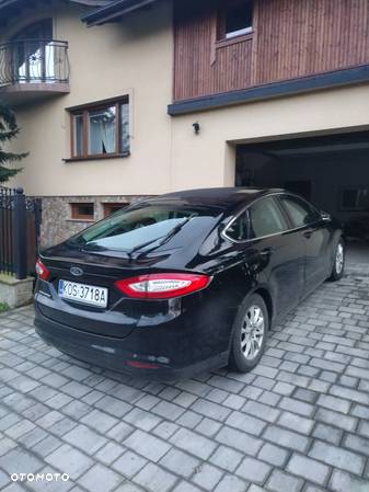 Ford Mondeo 2.0 TDCi ECOnetic Titanium - 6