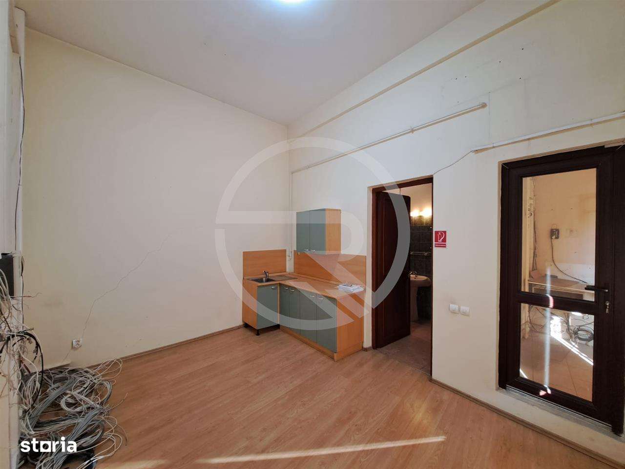 Cladire situata in zona Ultracentrala, S+P+E+M!-7