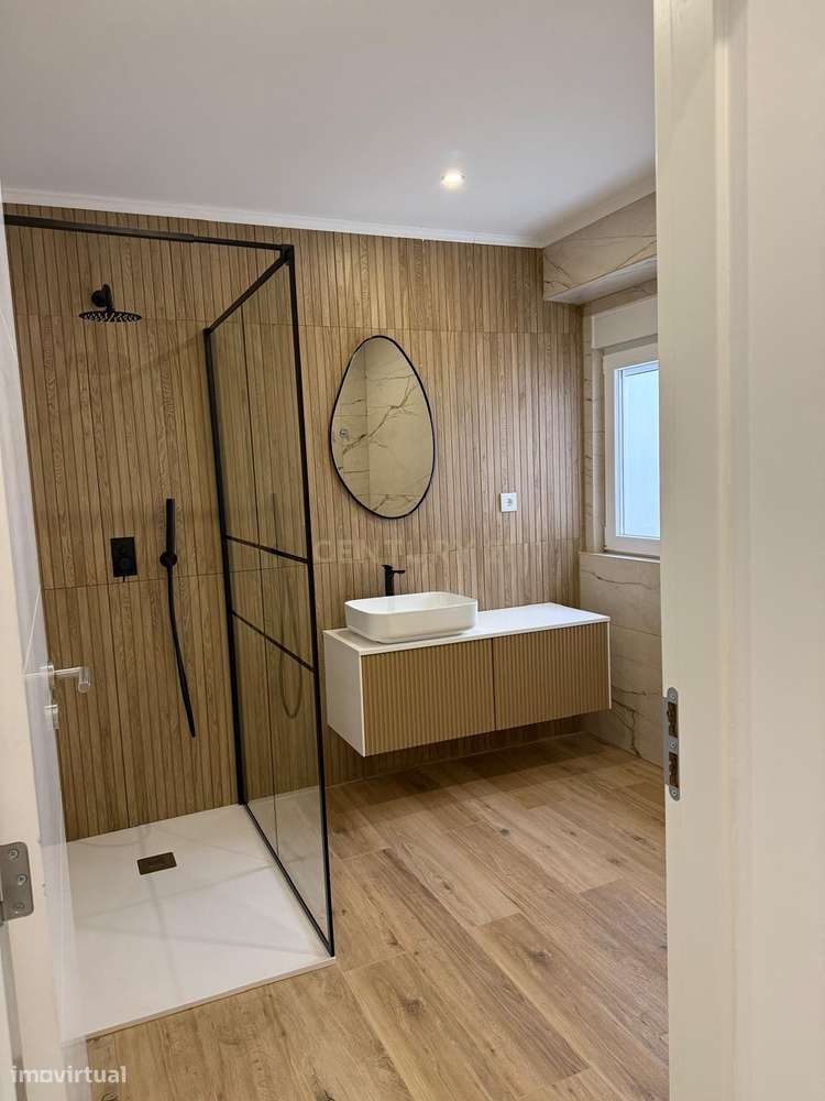 T3 requalificado no coração de Torres Vedras.-8