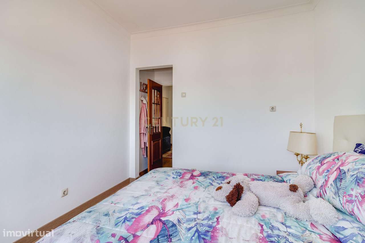 Apartamento T2 na Cova da Piedade com vista panorâmica de 180 graus-15