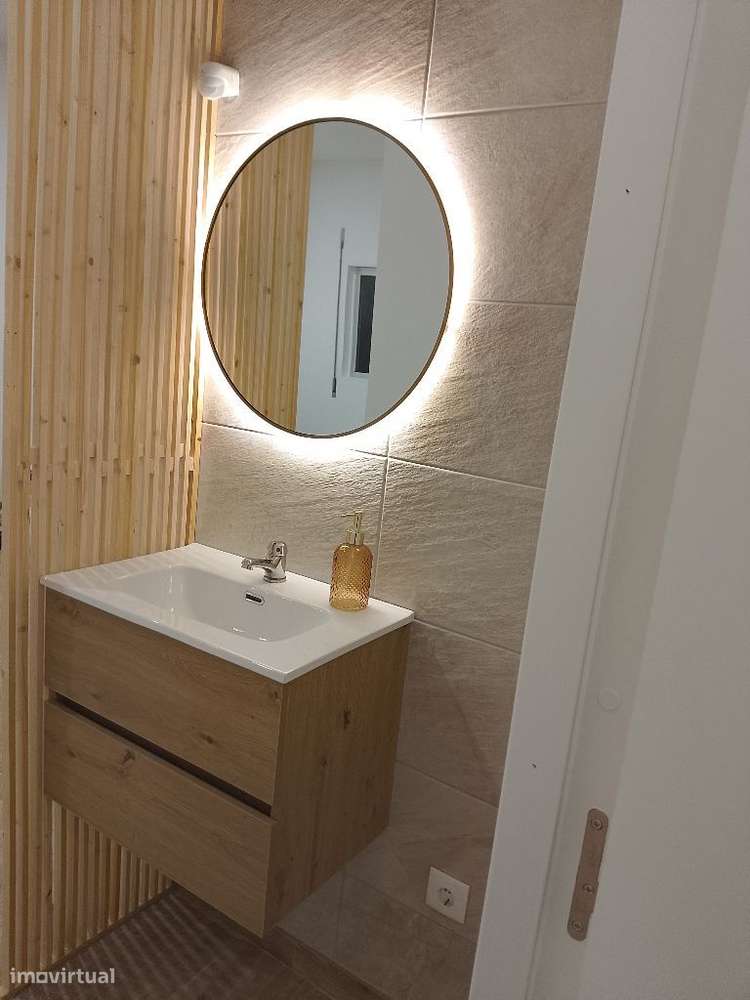 Arrendamento de Espaço comercial na rua Boavista da Estrada, Arcozelo - Grande imagem: 4/9