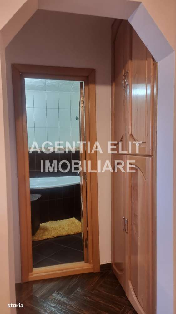 Apartament 2 camere, zona Donici-13